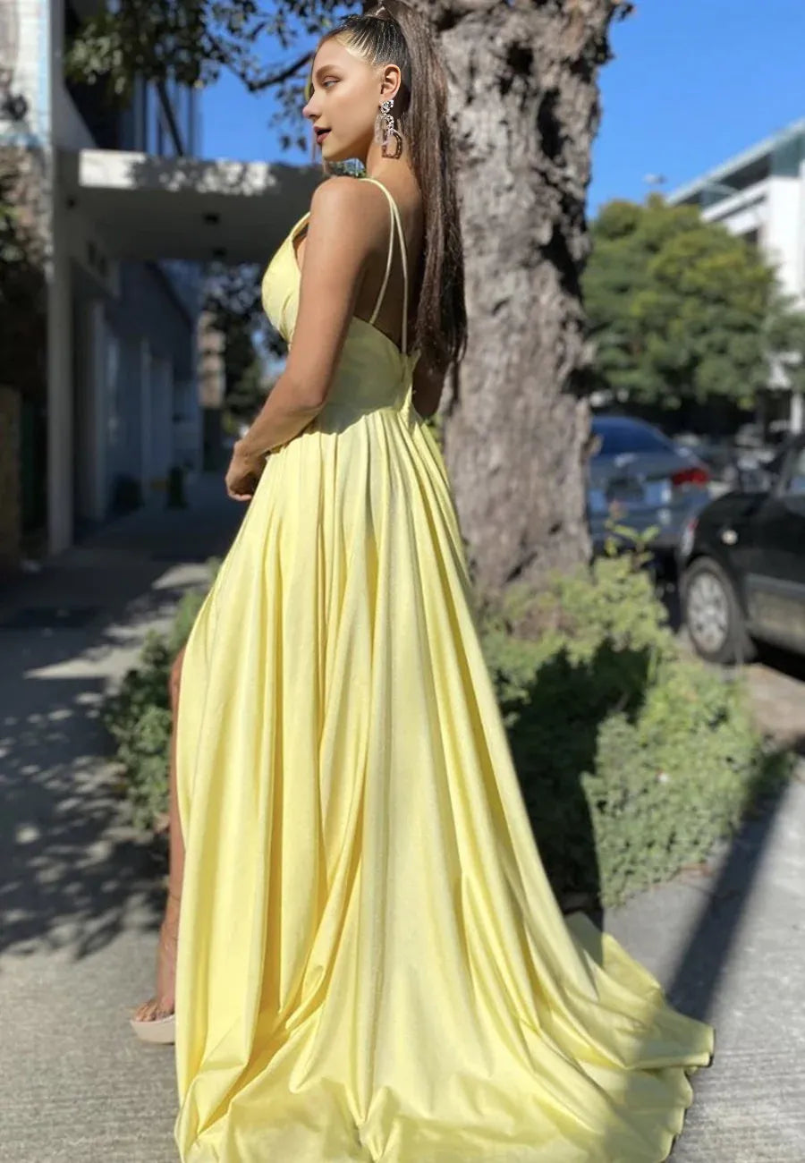 Vestido Weitese sexy largo de corte A con escote en V y espalda descubierta de satén, vestidos de fiesta formales con abertura